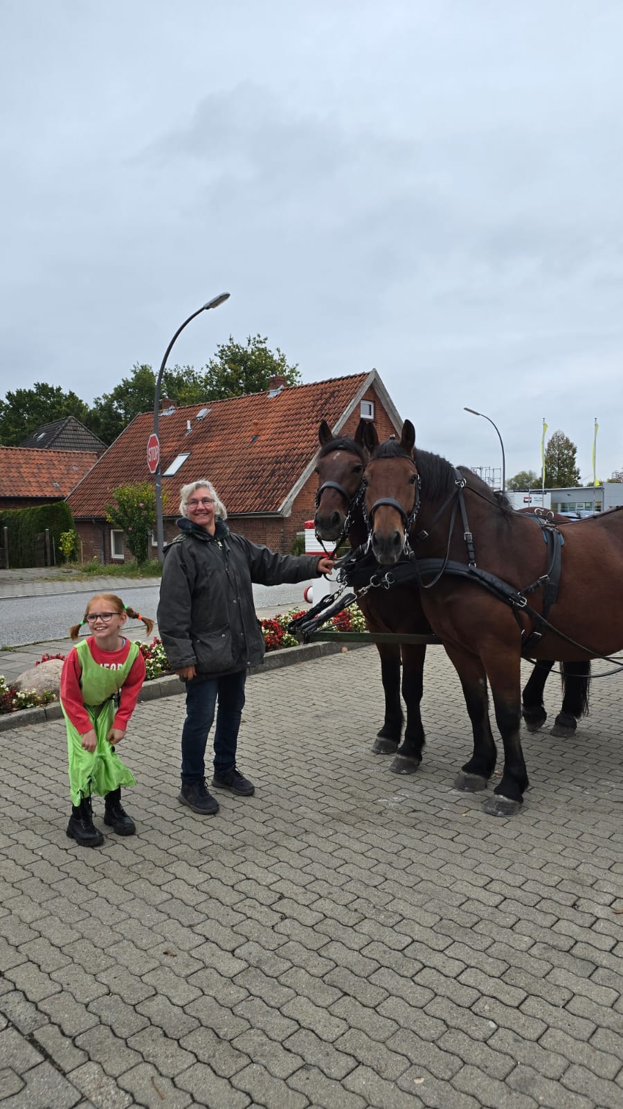 PHOTO 2025 10 08 18 01 20